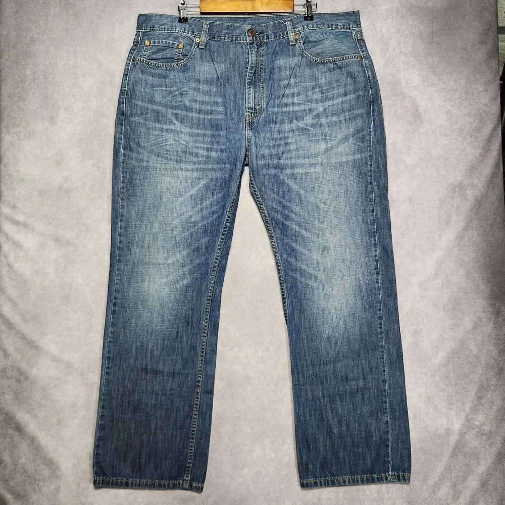 Levis 559 Relaxed Straight Jeans Mens 42x32 Blue Medium Wash Denim 100% Cotton